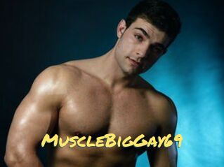 MuscleBigGay69