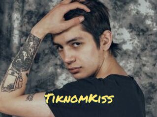 TiknomKiss