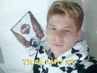 Tyler_davis_xx