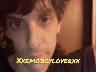 Xxemoboyloverxx